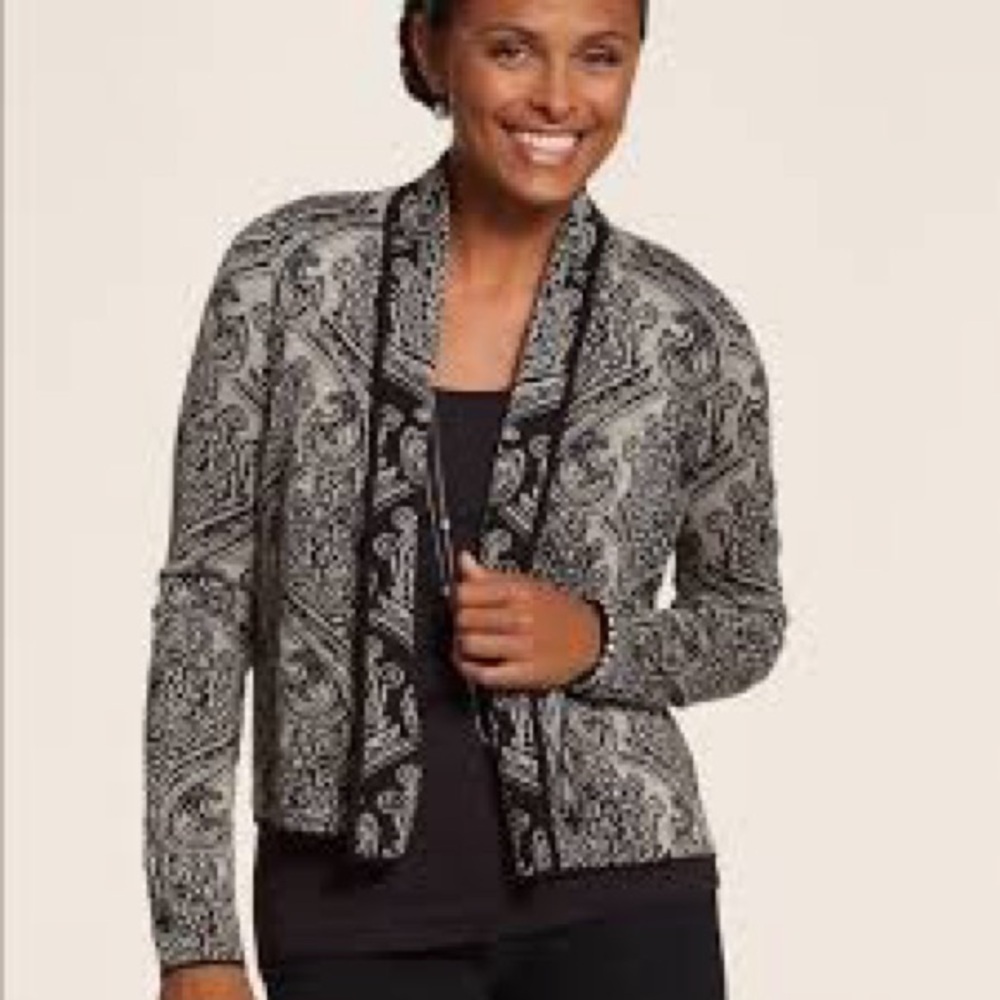 Chico's Black and Gray metallic shimmer Patterned Cardigan size 1